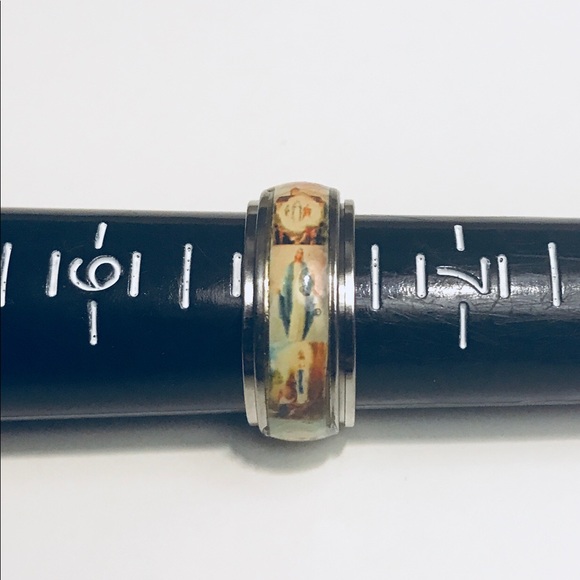 Fashion Ring Christian Catholic Religious Size 8 - Picture 4 of 4